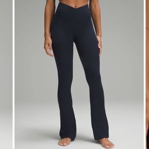 Lululemon v waist flare legging